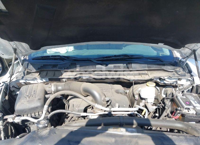 Photo 10 of 2019 Ram 1500 CLASSIC BIG HORN 4X4 6'4 BOX (VIN 1C6RR7TT1KS541116)