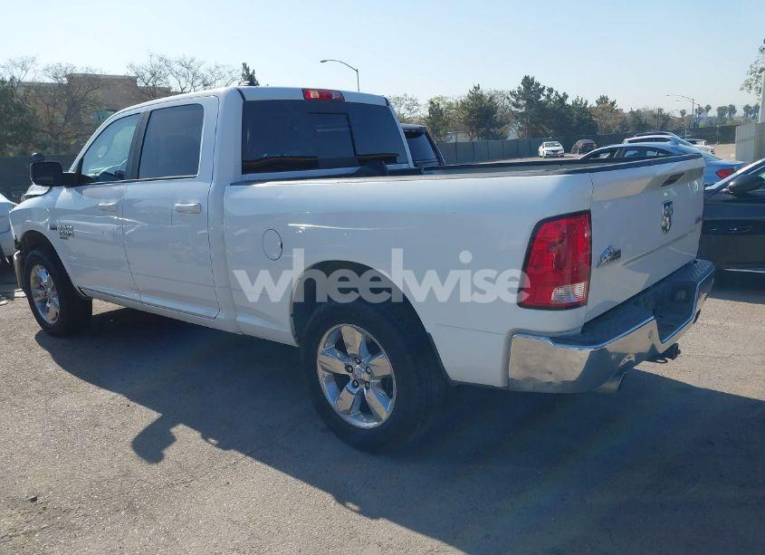 Photo 3 of 2019 Ram 1500 CLASSIC BIG HORN 4X4 6'4 BOX (VIN 1C6RR7TT1KS541116)