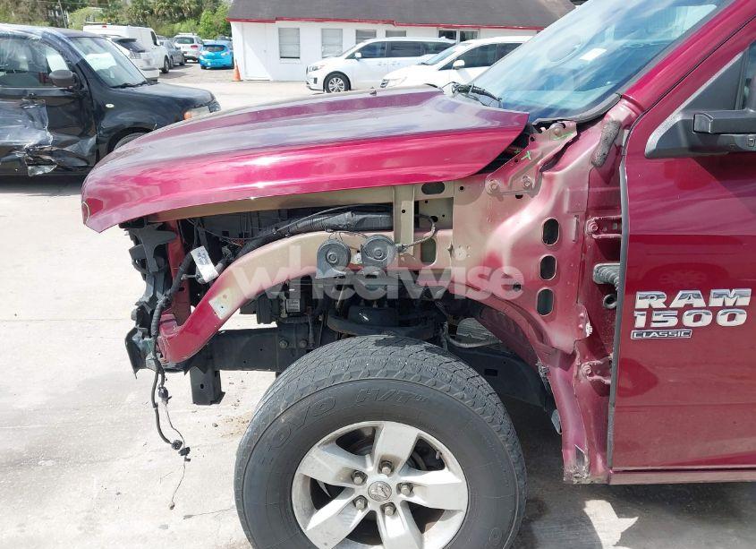 Photo 6 of 2020 Ram 1500 CLASSIC SLT 4X4 6'4 BOX (VIN 1C6RR7TT1LS119607)