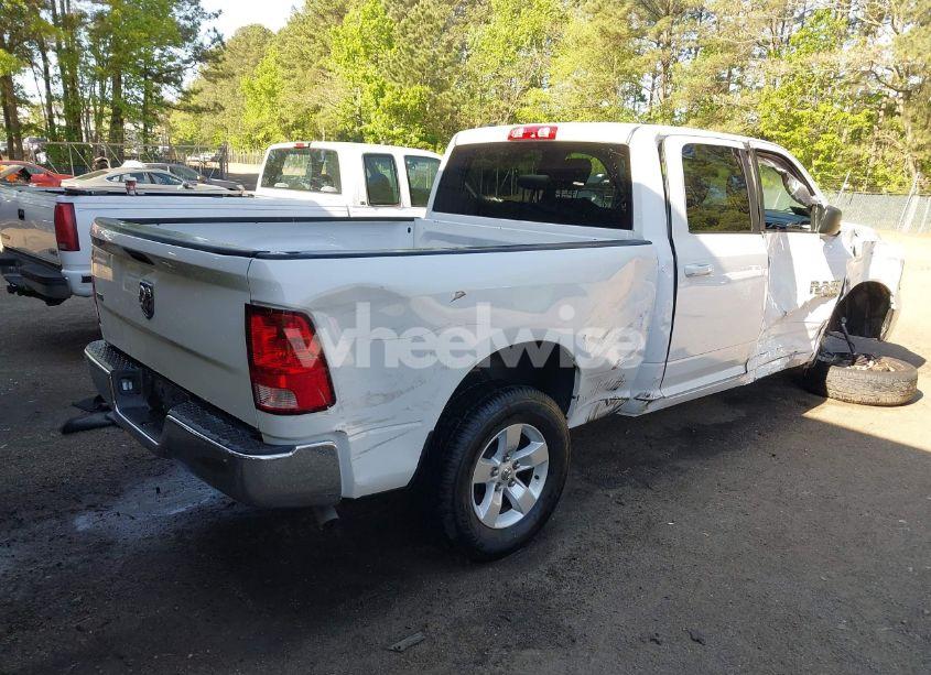 Photo 4 of 2021 Ram 1500 CLASSIC SLT 4X4 6'4 BOX (VIN 1C6RR7TT1MS535304)