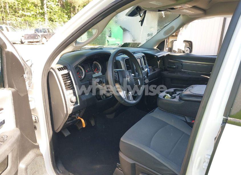 Photo 5 of 2021 Ram 1500 CLASSIC SLT 4X4 6'4 BOX (VIN 1C6RR7TT1MS535304)