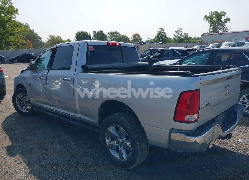 Photo 3 of 2018 Ram 1500 BIG HORN 4X4 6'4 BOX (VIN 1C6RR7TT2JS272073)