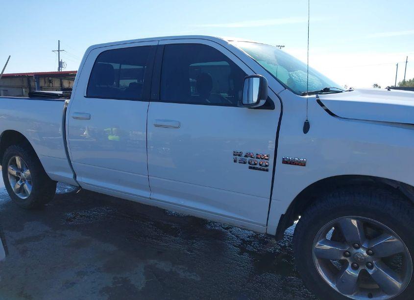 Photo 14 of 2019 Ram 1500 CLASSIC BIG HORN 4X4 6'4 BOX (VIN 1C6RR7TT2KS576635)