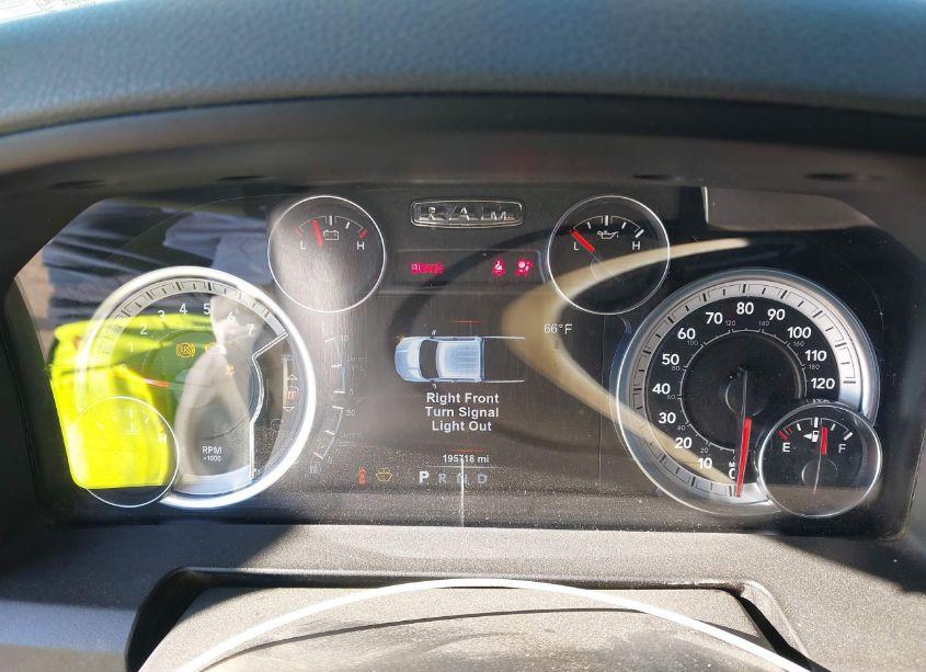 Photo 7 of 2019 Ram 1500 CLASSIC BIG HORN 4X4 6'4 BOX (VIN 1C6RR7TT2KS576635)