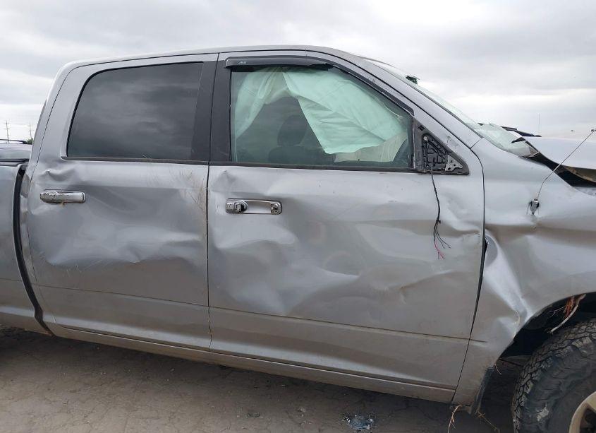 Photo 13 of 2019 Ram 1500 CLASSIC SLT 4X4 6'4 BOX (VIN 1C6RR7TT2KS612081)