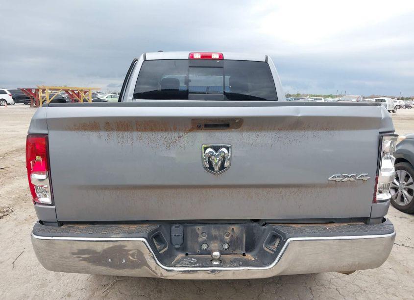 Photo 16 of 2019 Ram 1500 CLASSIC SLT 4X4 6'4 BOX (VIN 1C6RR7TT2KS612081)