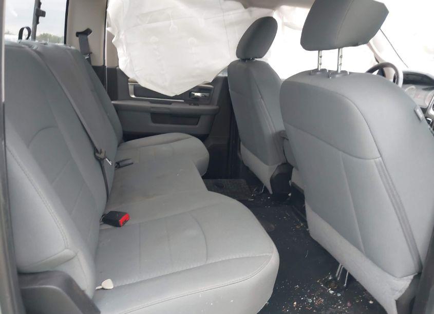 Photo 8 of 2019 Ram 1500 CLASSIC SLT 4X4 6'4 BOX (VIN 1C6RR7TT2KS612081)