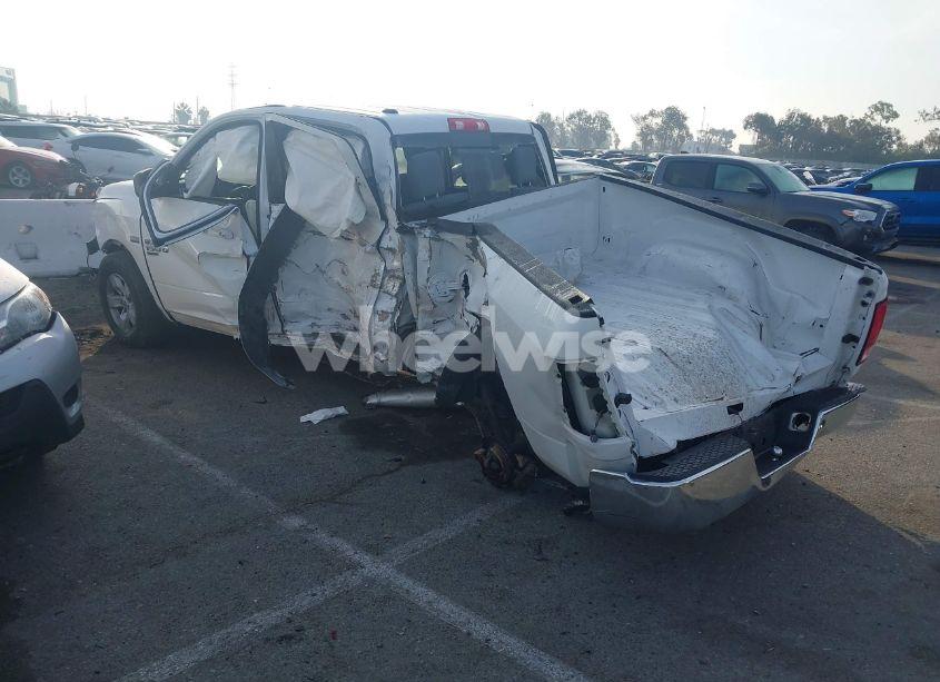 Photo 3 of 2020 Ram 1500 CLASSIC SLT 4X4 6'4 BOX (VIN 1C6RR7TT2LS102301)