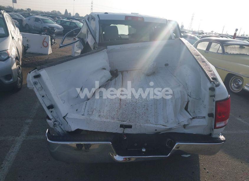 Photo 6 of 2020 Ram 1500 CLASSIC SLT 4X4 6'4 BOX (VIN 1C6RR7TT2LS102301)