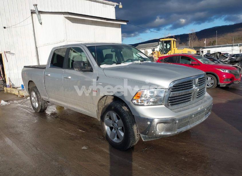 2019 Ram 1500 CLASSIC BIG HORN 4X4 6'4 BOX (VIN 1C6RR7TT3KS553011) main photo