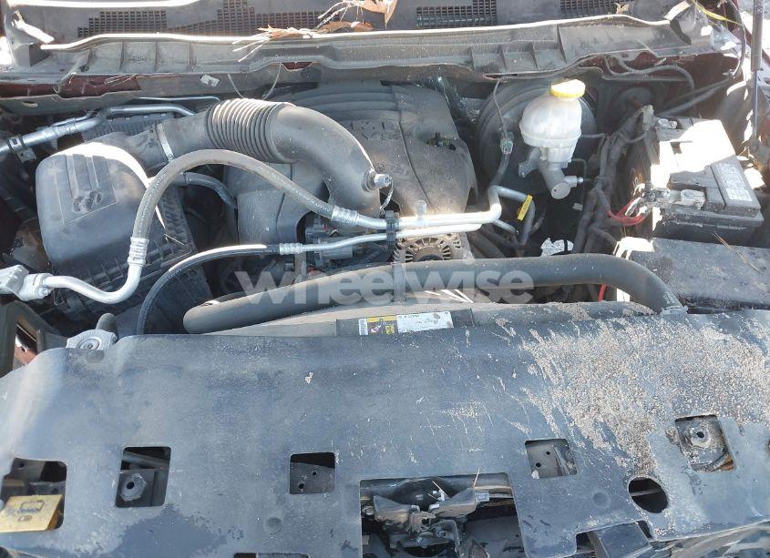 Photo 10 of 2019 Ram 1500 CLASSIC SLT 4X4 6'4 BOX (VIN 1C6RR7TT3KS621436)