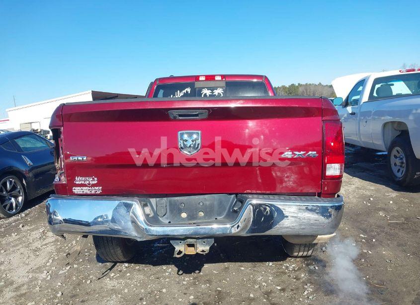 Photo 17 of 2019 Ram 1500 CLASSIC SLT 4X4 6'4 BOX (VIN 1C6RR7TT3KS621436)