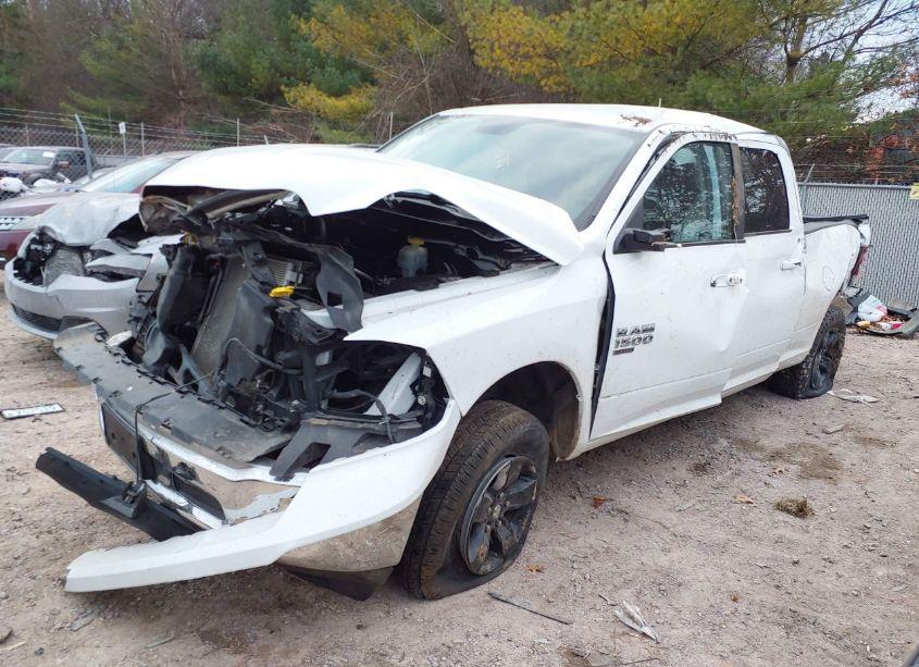 Photo 2 of 2021 Ram 1500 CLASSIC SLT 4X4 6'4 BOX (VIN 1C6RR7TT3MS516964)