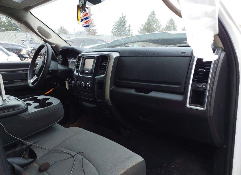 Photo 5 of 2021 Ram 1500 CLASSIC SLT 4X4 6'4 BOX (VIN 1C6RR7TT3MS516964)