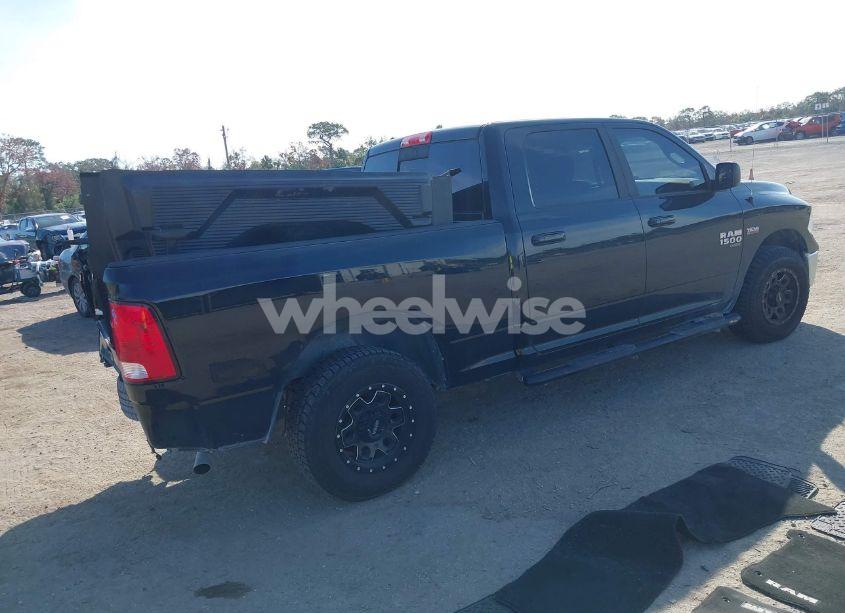 Photo 4 of 2019 Ram 1500 CLASSIC SLT 4X4 6'4 BOX (VIN 1C6RR7TT4KS606315)