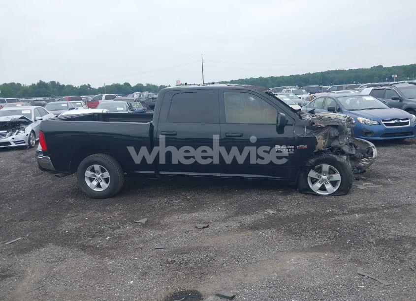 Photo 12 of 2019 Ram 1500 CLASSIC SLT 4X4 6'4" BOX (VIN 1C6RR7TT4KS713879)