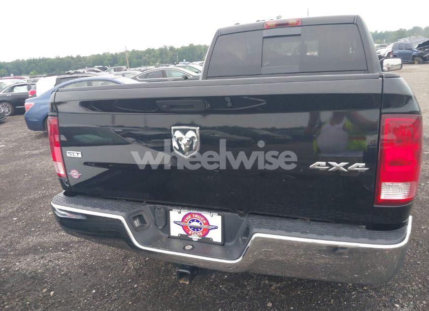 Photo 15 of 2019 Ram 1500 CLASSIC SLT 4X4 6'4" BOX (VIN 1C6RR7TT4KS713879)