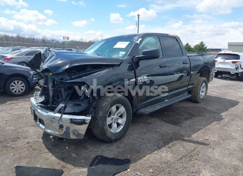 Photo 2 of 2019 Ram 1500 CLASSIC SLT 4X4 6'4 BOX (VIN 1C6RR7TT5KS689558)