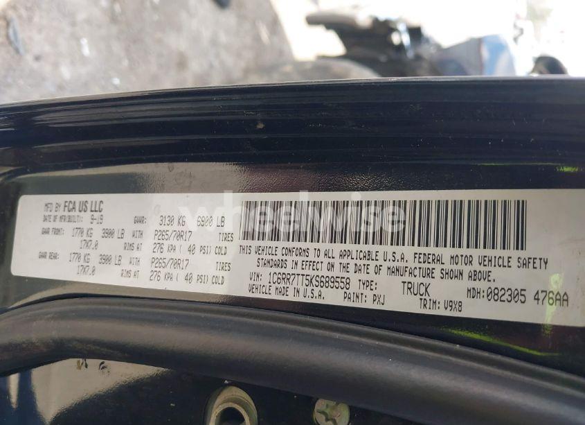 Photo 9 of 2019 Ram 1500 CLASSIC SLT 4X4 6'4 BOX (VIN 1C6RR7TT5KS689558)