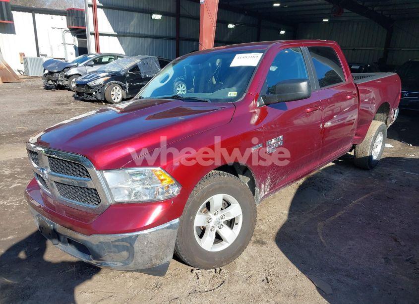 Photo 2 of 2020 Ram 1500 CLASSIC SLT 4X4 6'4 BOX (VIN 1C6RR7TT5LS101174)