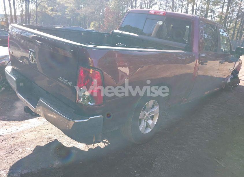 Photo 4 of 2020 Ram 1500 CLASSIC SLT 4X4 6'4 BOX (VIN 1C6RR7TT5LS101174)