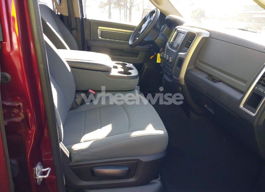 Photo 5 of 2020 Ram 1500 CLASSIC SLT 4X4 6'4 BOX (VIN 1C6RR7TT5LS101174)