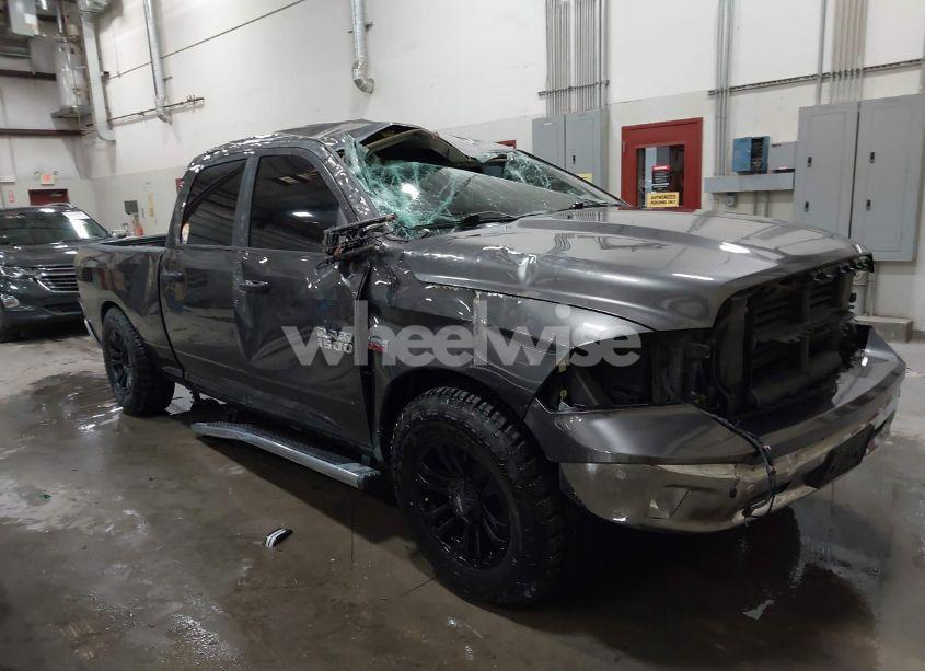 2017 Ram 1500 BIG HORN 4X4 6'4 BOX (VIN 1C6RR7TT6HS518567) main photo