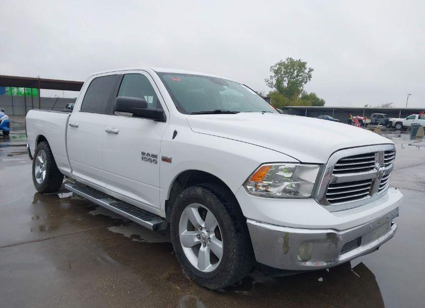 2018 Ram 1500 BIG HORN 4X4 6'4 BOX (VIN 1C6RR7TT6JS168489) main photo