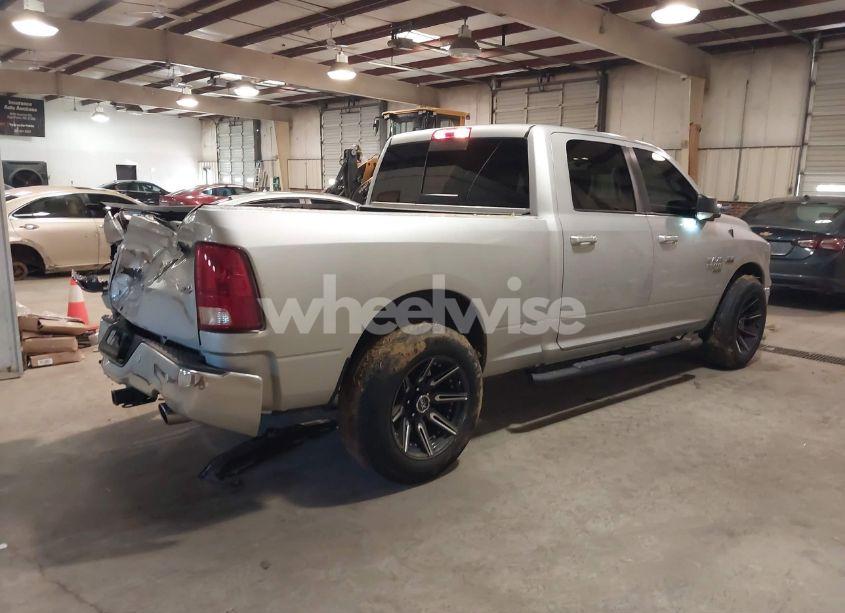 Photo 4 of 2019 Ram 1500 CLASSIC BIG HORN 4X4 6'4 BOX (VIN 1C6RR7TT6KS530693)