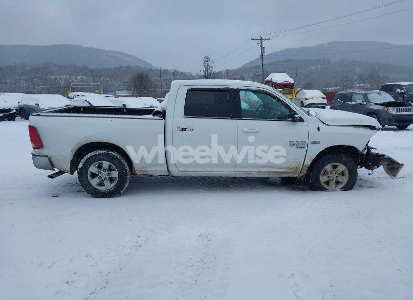 Photo 14 of 2019 Ram 1500 CLASSIC SLT 4X4 6'4 BOX (VIN 1C6RR7TT6KS587928)