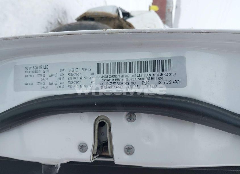 Photo 9 of 2019 Ram 1500 CLASSIC SLT 4X4 6'4 BOX (VIN 1C6RR7TT6KS587928)