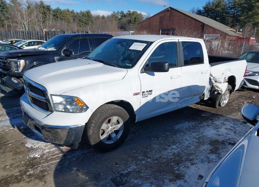 Photo 2 of 2021 Ram 1500 CLASSIC SLT 4X4 6'4 BOX (VIN 1C6RR7TT6MS521933)