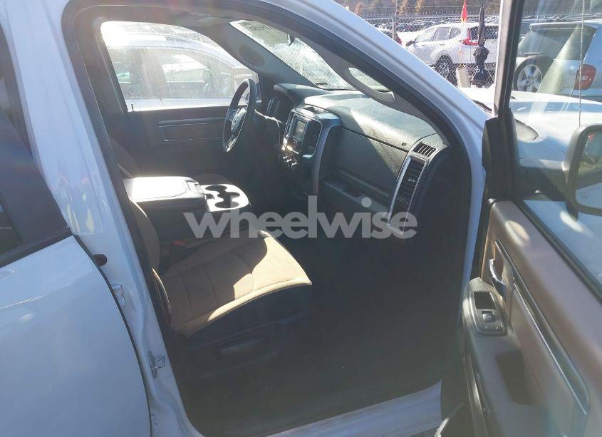 Photo 5 of 2021 Ram 1500 CLASSIC SLT 4X4 6'4 BOX (VIN 1C6RR7TT6MS521933)