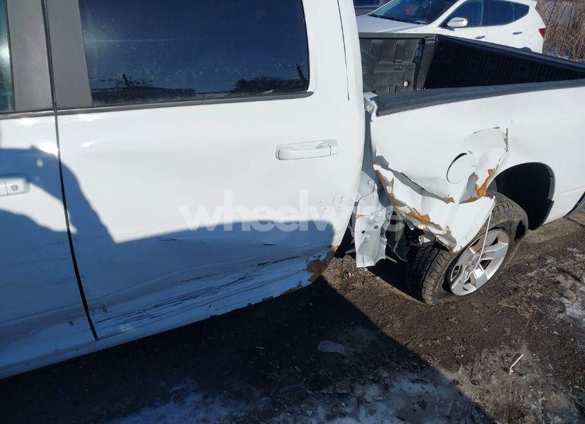 Photo 6 of 2021 Ram 1500 CLASSIC SLT 4X4 6'4 BOX (VIN 1C6RR7TT6MS521933)