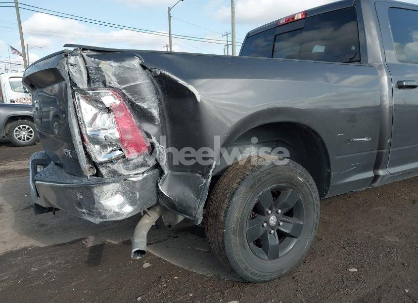 Photo 18 of 2019 Ram 1500 CLASSIC SLT 4X4 6'4 BOX (VIN 1C6RR7TT8KS576395)