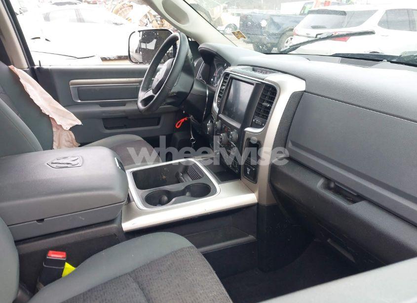 Photo 5 of 2016 Ram 1500 SLT (VIN 1C6RR7TT9GS165322)