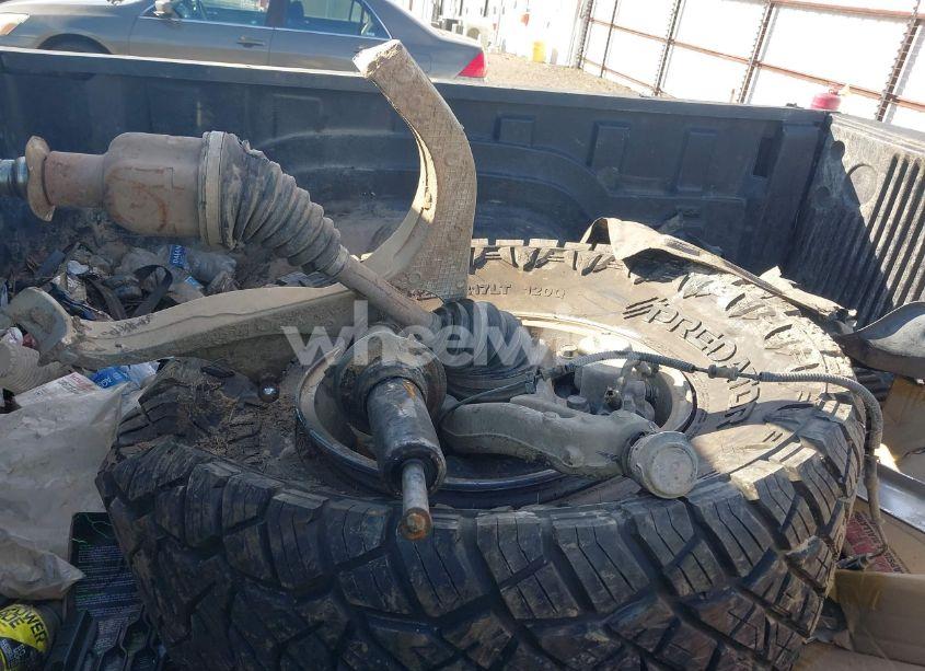 Photo 12 of 2020 Ram 1500 CLASSIC SLT 4X4 6'4 BOX (VIN 1C6RR7TTXLS102238)