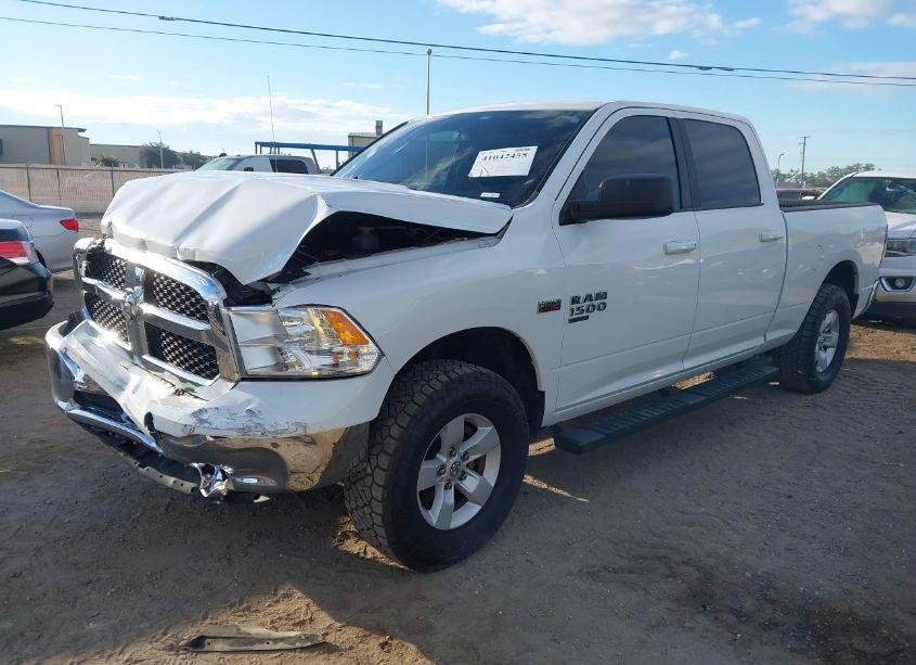 Photo 2 of 2021 Ram 1500 CLASSIC SLT 4X4 6'4 BOX (VIN 1C6RR7TTXMS518405)