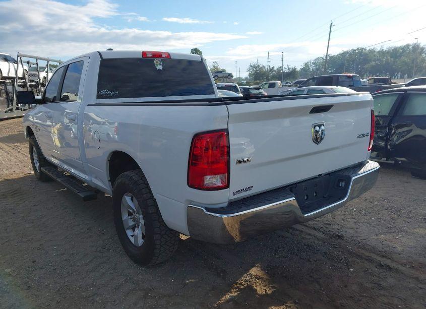 Photo 3 of 2021 Ram 1500 CLASSIC SLT 4X4 6'4 BOX (VIN 1C6RR7TTXMS518405)