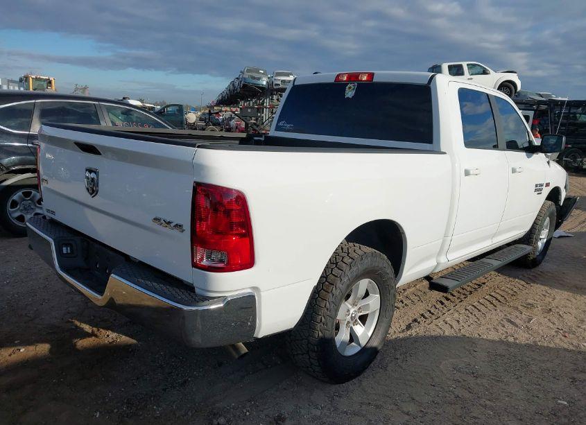Photo 4 of 2021 Ram 1500 CLASSIC SLT 4X4 6'4 BOX (VIN 1C6RR7TTXMS518405)