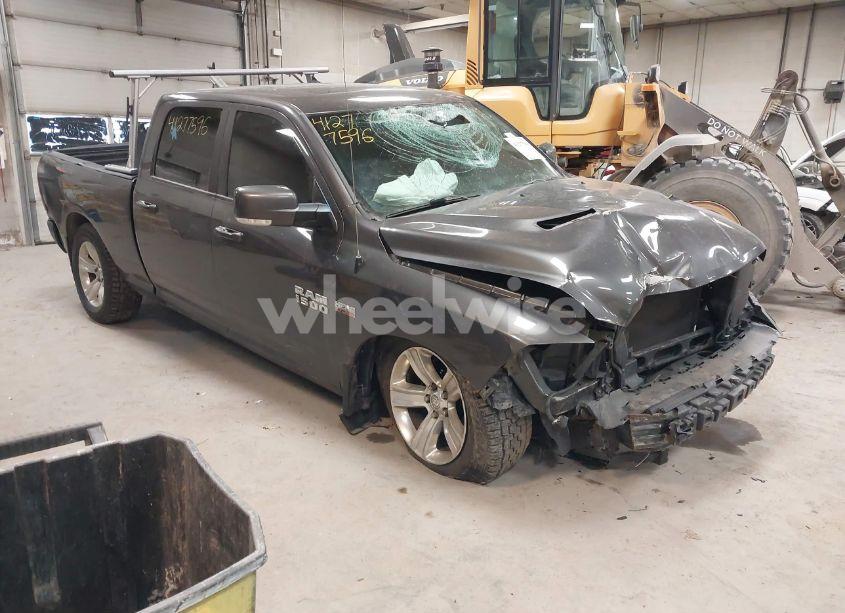 2014 Ram 1500 SPORT (VIN 1C6RR7UT1ES194065) main photo