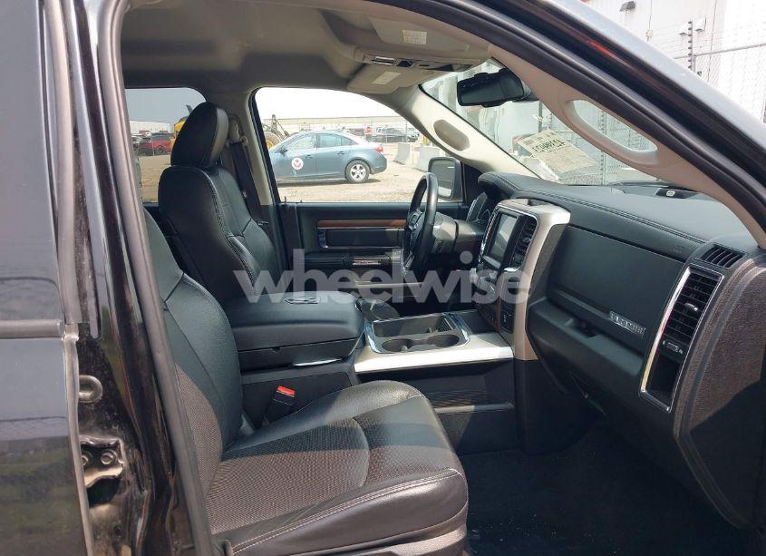 Photo 5 of 2016 Ram 1500 LARAMIE (VIN 1C6RR7VM3GS152703)