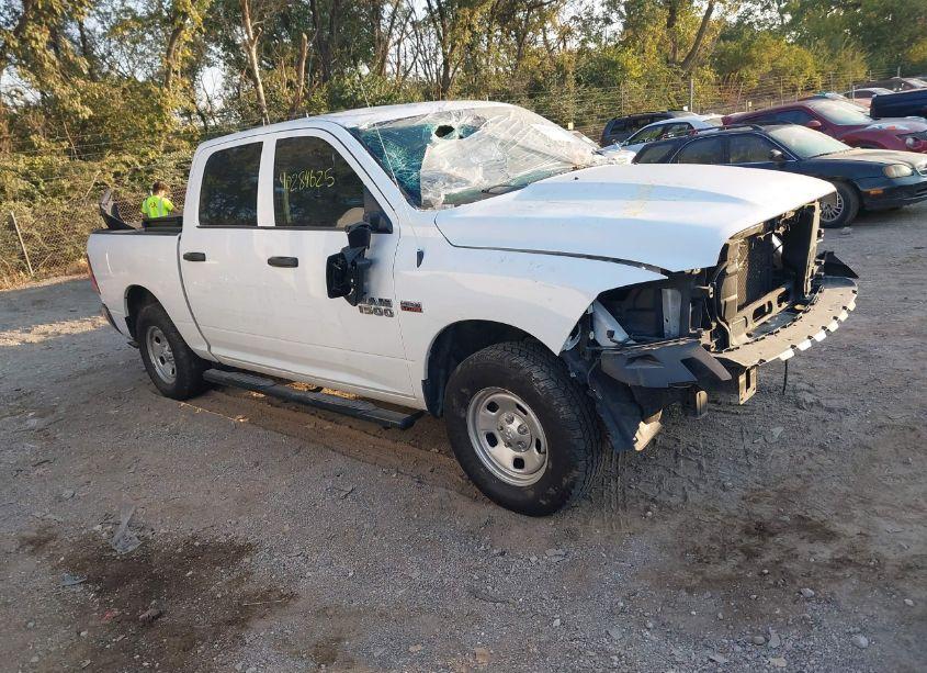 2018 Ram 1500 SSV 4X4 5'7 BOX (VIN 1C6RR7XT8JS293262) main photo