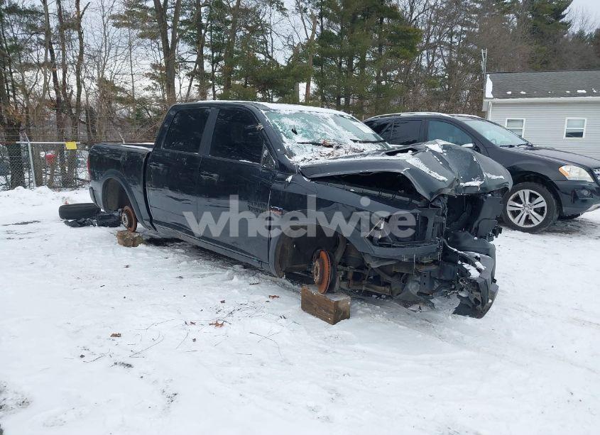 2018 Ram 1500 REBEL 4X4 5'7 BOX (VIN 1C6RR7YT5JS159047) main photo