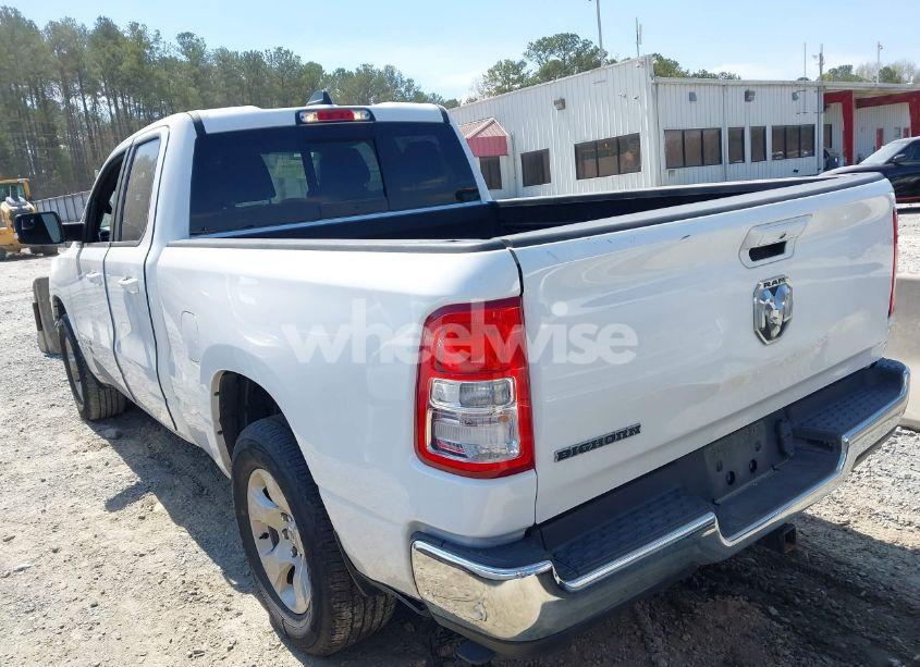 Photo 3 of 2022 Ram 1500 BIG HORN 4X2 6'4 BOX (VIN 1C6RREBG1NN290805)