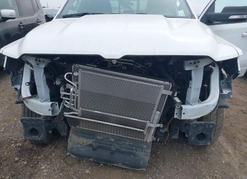 Photo 6 of 2022 Ram 1500 BIG HORN 4X2 6'4 BOX (VIN 1C6RREBG1NN290917)