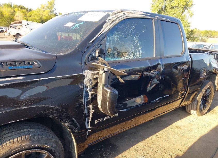 Photo 6 of 2023 Ram 1500 BIG HORN QUAD CAB 4X2 6'4 BOX (VIN 1C6RREBG1PN608585)