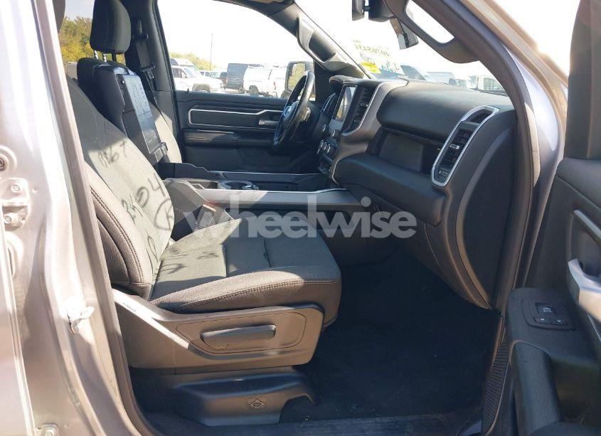 Photo 5 of 2022 Ram 1500 BIG HORN 4X2 6'4 BOX (VIN 1C6RREBG3NN173629)