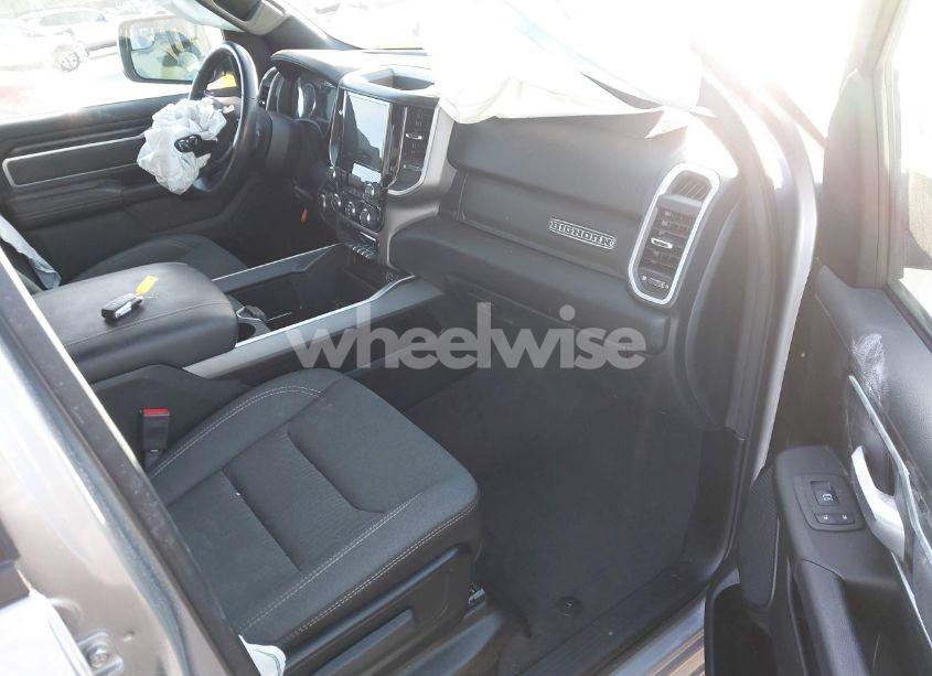 Photo 5 of 2022 Ram 1500 BIG HORN 4X2 6'4 BOX (VIN 1C6RREBG4NN190651)