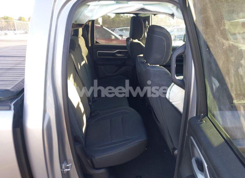 Photo 8 of 2022 Ram 1500 BIG HORN 4X2 6'4 BOX (VIN 1C6RREBG4NN190651)